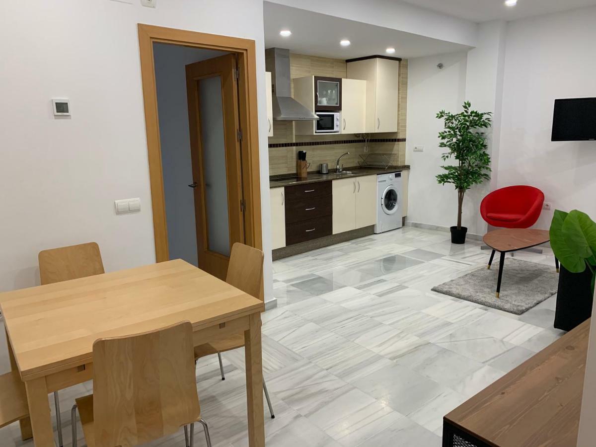La Casa De Adolfo Apartment Cadiz Luaran gambar
